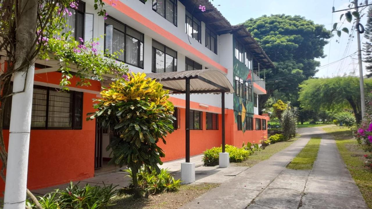 Imca Hotel Buga Bagian luar foto